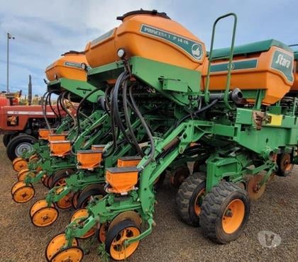 Maquinária Agrícola - images_alt_text PLANTADEIRA STARA