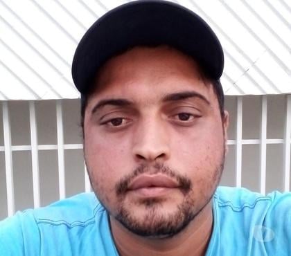 Homem procura Mulher - Fotos para Procuro um amor