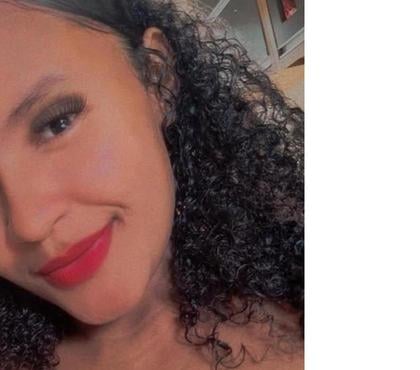 Acompanhantes - Fotos para Centrada concentrada