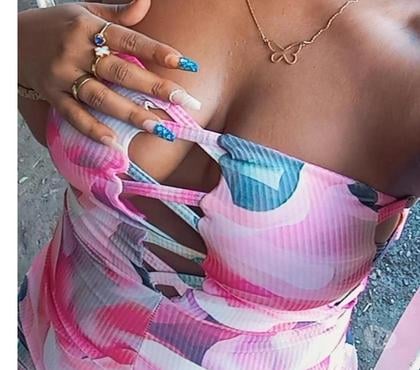 Acompanhantes - Fotos para Encontrar homens ou mulheres casais