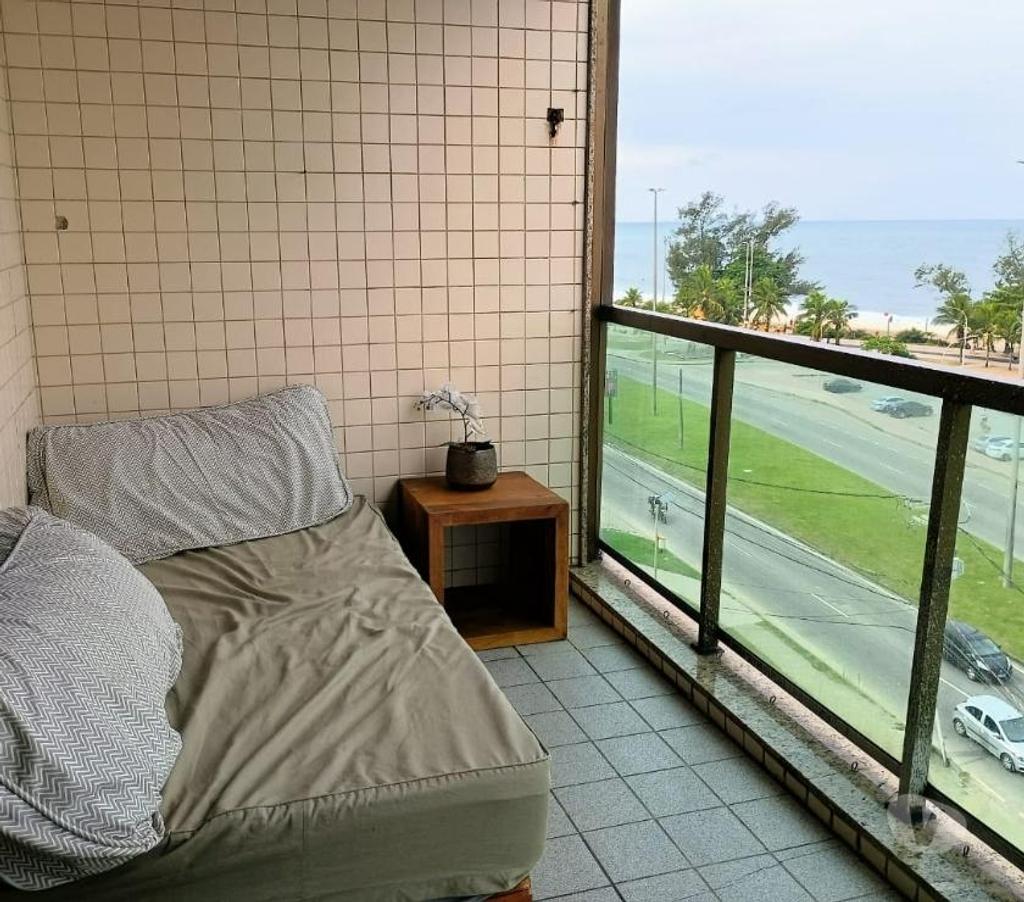 Apartamentos a venda Rio de Janeiro RJ Recreio - images_alt_text Recreio - frontal mar, com 02 suites, 100m². Apartamento