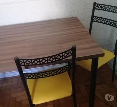 Móveis Usados Madureira Rio de Janeiro RJ - Fotos para Mesa de MDP para Sala com duas cadeiras confortáveis