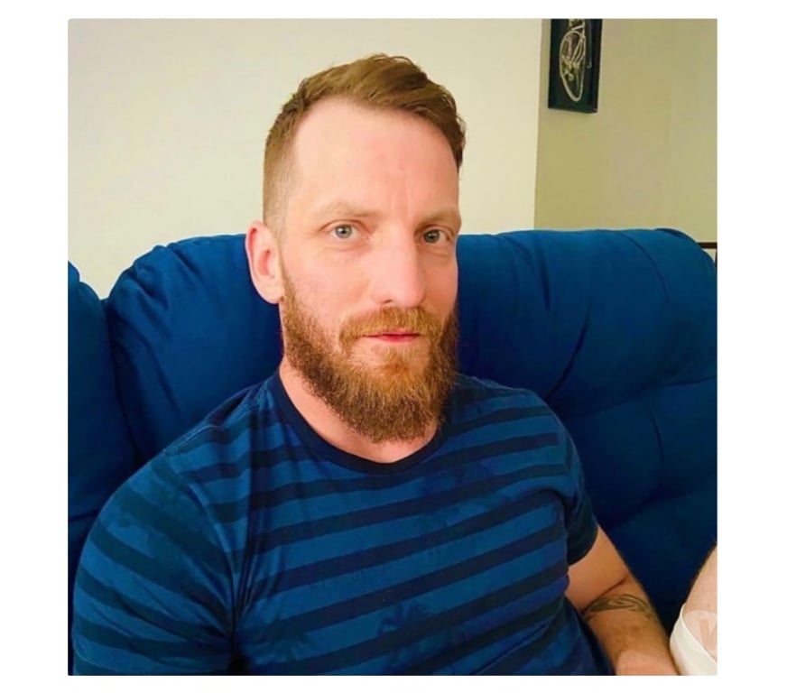 Acompanhantes masculinos Curitiba PR Matriz - Fotos para LUIS, O RUIVO RÚSTICO