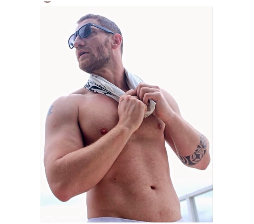 Acompanhantes masculinos Curitiba PR Matriz - Fotos para LUIS, O RUIVO RÚSTICO