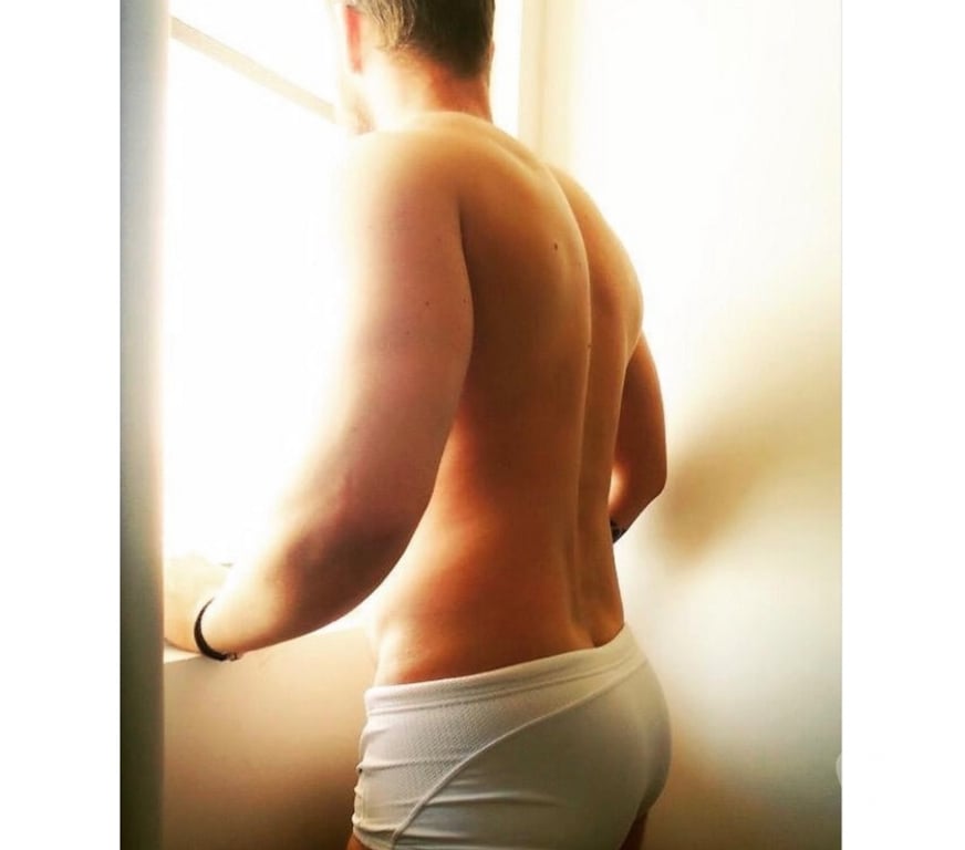 Acompanhantes masculinos Curitiba PR Matriz - Fotos para LUIS, O RUIVO RÚSTICO