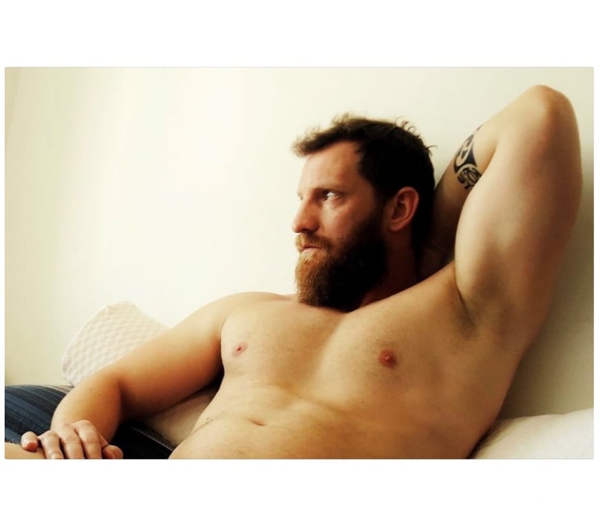 Acompanhantes masculinos Curitiba PR Matriz - Fotos para LUIS, O RUIVO RÚSTICO