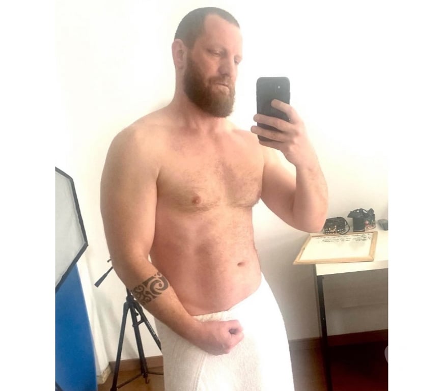 Acompanhantes masculinos Curitiba PR Matriz - Fotos para LUIS, O RUIVO RÚSTICO