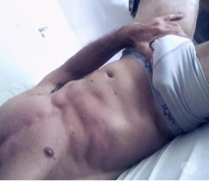 Encontros Sexuais Florianópolis Outros Florianopolis SC - Fotos para Macho Hetero dotado Procura por Mulher solteira e Casais