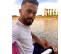 A procura de sigilo e diversão