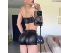 Afim de novinho mamador ou coroa dotado (sou versatil)