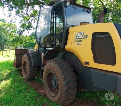 Maquinária Agrícola - Fotos para Pá carregadeira New Holland 12D