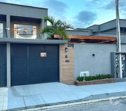 casas para vender - Fotos para Venda de Casa Linear geminada no recreio 200 metros da praia
