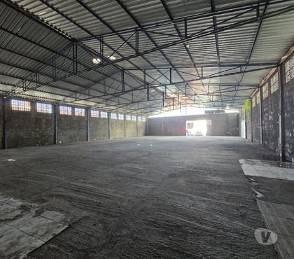 Aluguel Loja - Fotos para GALPÃO COM 800M² - 2449