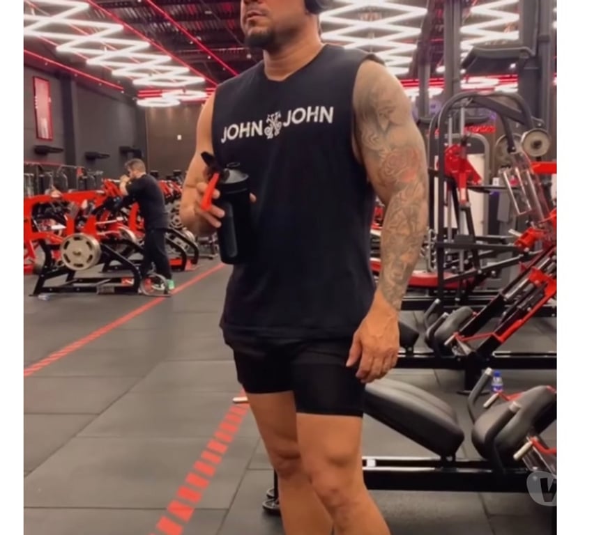 Acompanhantes masculinos Salvador BA Amaralina - Fotos para Massagem Relaxante Sensual e tântrica