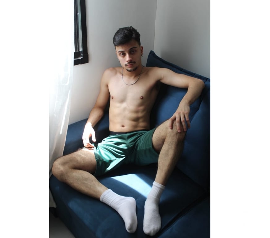 Acompanhantes masculinos Porto Alegre RS Porto Alegre Centro - Fotos para Novinho Versátil