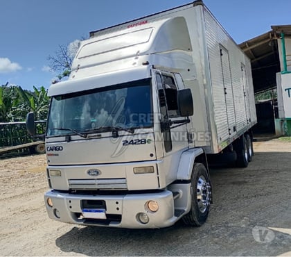  Venda Caminhão Usado - Fotos para FORD CARGO 2428 2010 6X2 BAÚ