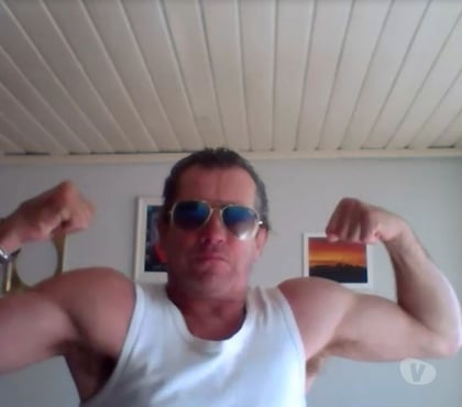 Homem procura Mulher Santa Felicidade Curitiba PR - Fotos para Coroa bem sucedido procura uma menina