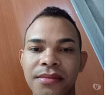 Passivo, magrinho e carinhoso – na pousada, espera