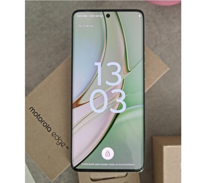 Celular Usado Centro Rio de Janeiro RJ - Fotos para Vendo Motorola Edge 40 5G Aprova d'água! Semi-Novo na Caixa