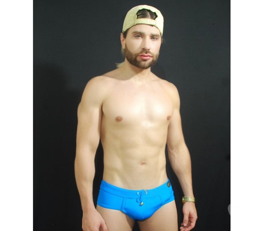 Acompanhantes masculinos Manaus AM - Fotos para Versátil pau rosa arrombador de CU