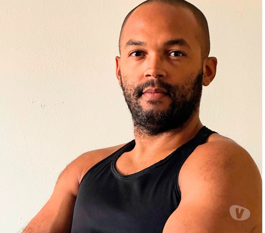 Acompanhantes masculinos Belo Horizonte MG Buritis, Belo Horizonte - Fotos para Massagem Relaxante c Pedras Quentes