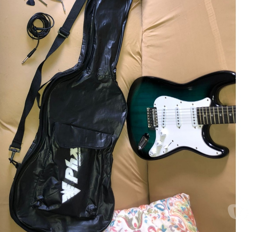 Instrumentos musicais Salvador BA Paripe - images_alt_text Guitarra semi nova Vogga