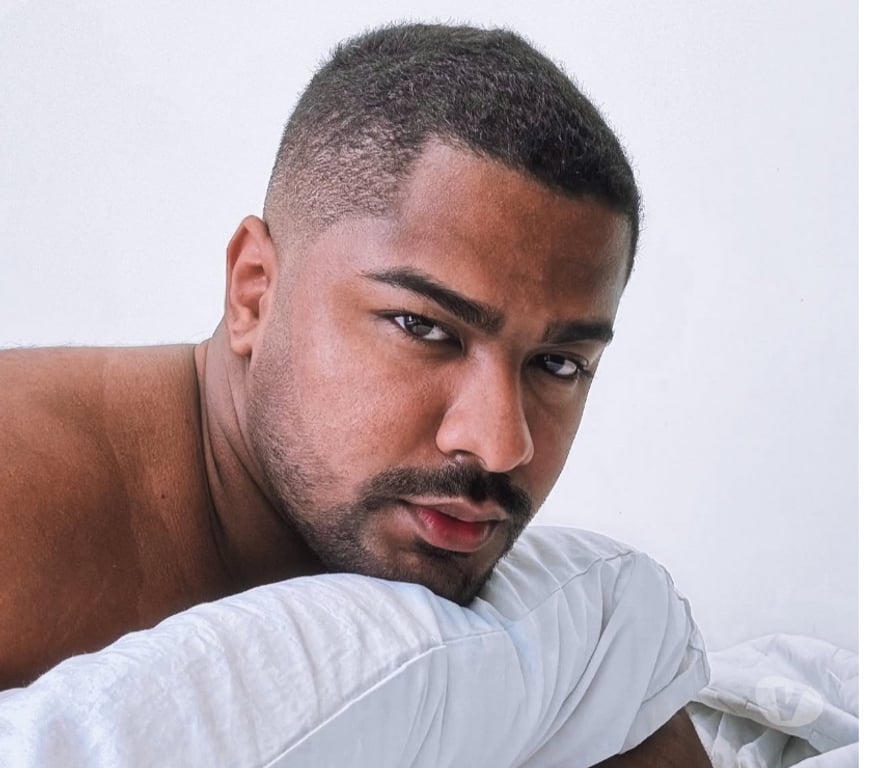 Acompanhantes masculinos Sao Paulo SP Pinheiros - Fotos para Preto para coroas!