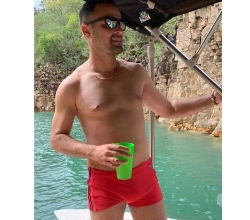 Acompanhantes masculinos Vitoria ES Camburi - Fotos para Massagem Tântrica e muito mais.(Somente mulheres)