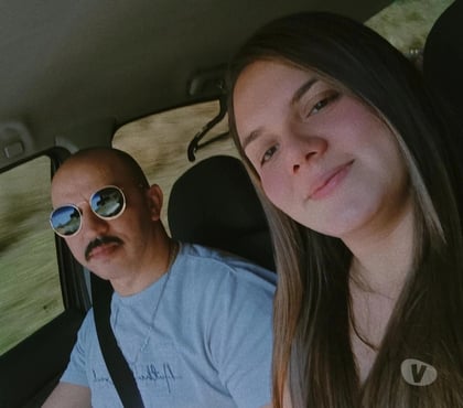 Encontros Sexuais - Fotos para Buscamos uma mulher bi para relacionamento.