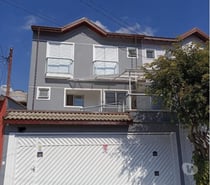 Sobrado á venda no B.Jd. Cecília Maria em Santo André,