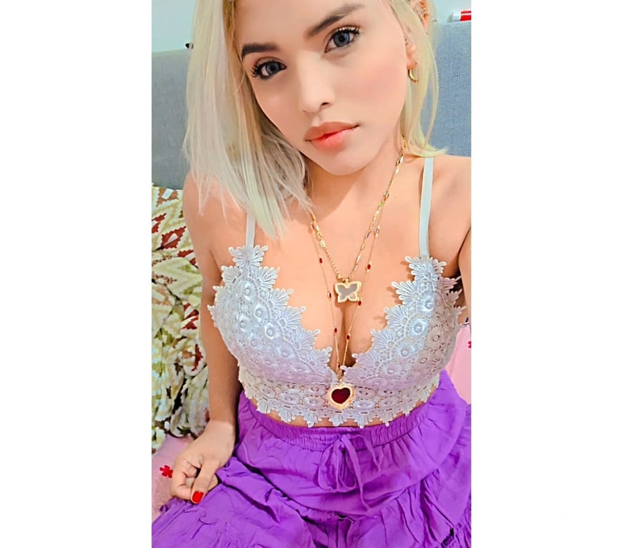 Garotas de programa Manaus AM - Fotos para Sofia lemos acompanhante de luxo padrão olhos azul clara