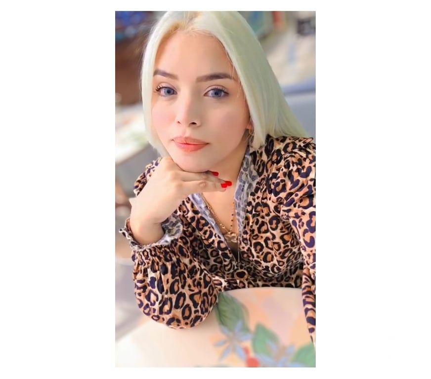 Garotas de programa Manaus AM - Fotos para Sofia lemos acompanhante de luxo padrão olhos azul clara