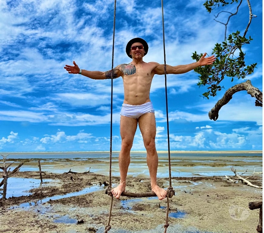 Acompanhantes masculinos Sao Paulo SP Saúde - Fotos para Massagens, Depilação e apara de pelos