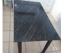Mesa de cozinha acompanha 3 cadeiras