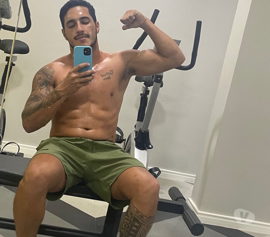 Acompanhantes masculinos Sao Paulo SP Bela Vista - Fotos para Thiago , hétero , e bem dotado !