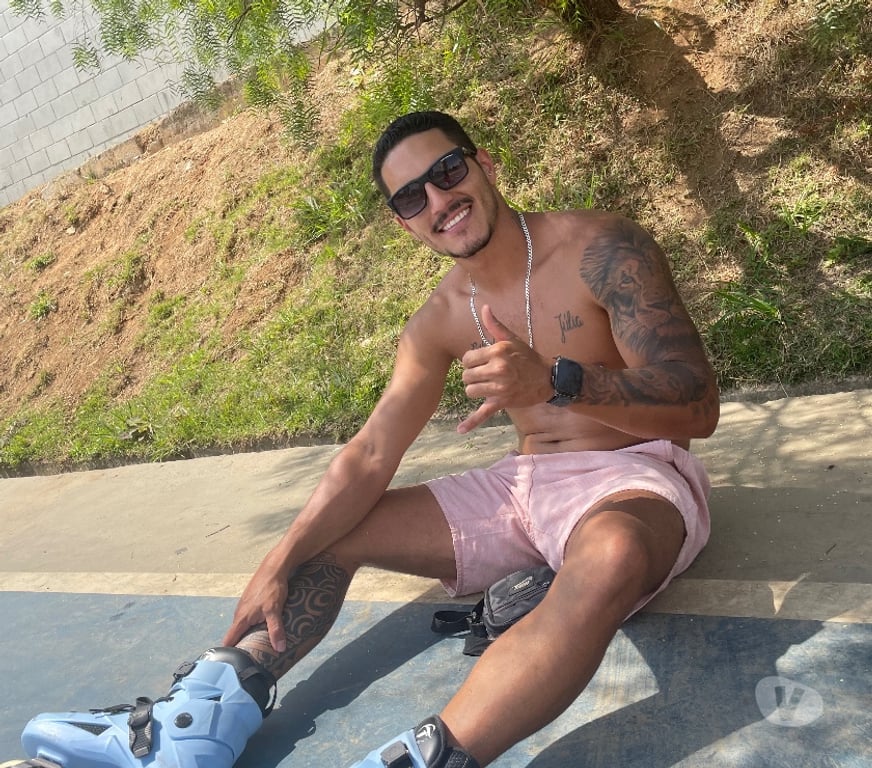 Acompanhantes masculinos Sao Paulo SP Bela Vista - Fotos para Thiago , hétero , e bem dotado !