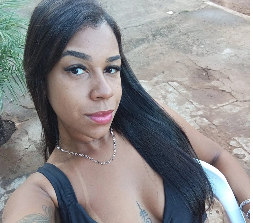 Garotas de programa Crixas GO - Fotos para Morena brasiliense 300