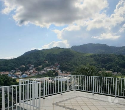 Apartamentos para vender - Fotos para O Sobrado Perfeito no Coração do Litoral Norte!