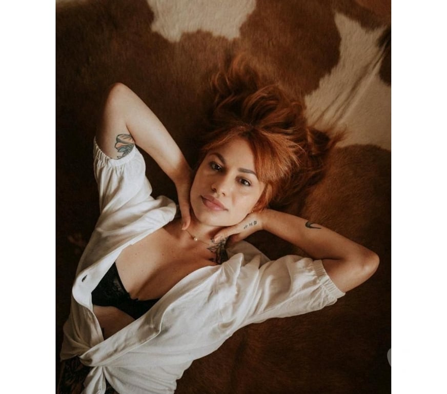 Garotas de programa Vitoria ES Praia do Canto - Fotos para Massagem sensual