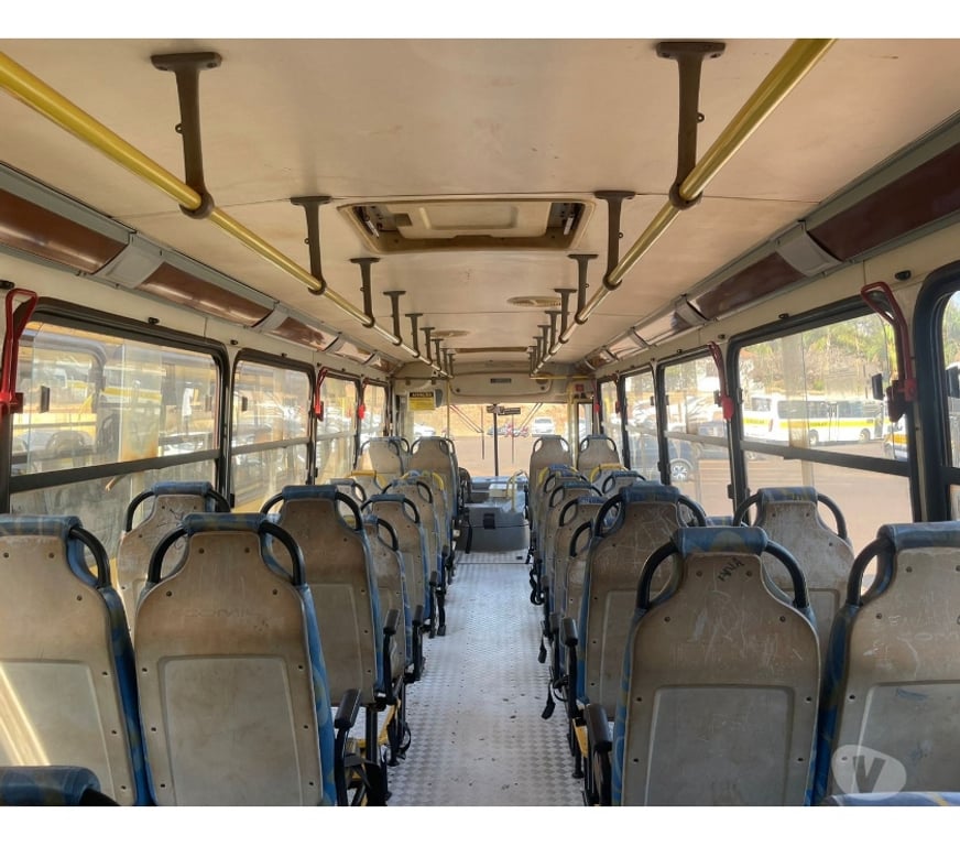  Ônibus Usados Curitiba PR Cidade Industrial de Curitiba - Fotos para Onibus Escolar Comil VW 15190 ano 2013 cód.9919