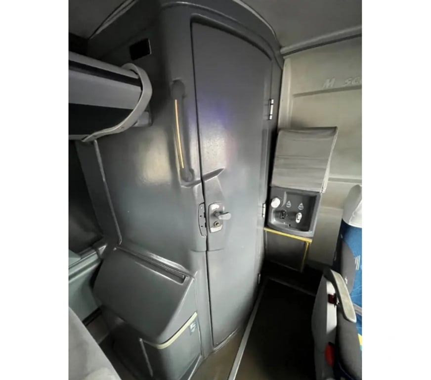  Ônibus Usados Curitiba PR Matriz - Fotos para SCANIA – MASCARELLO – 2018 – RF. 7153