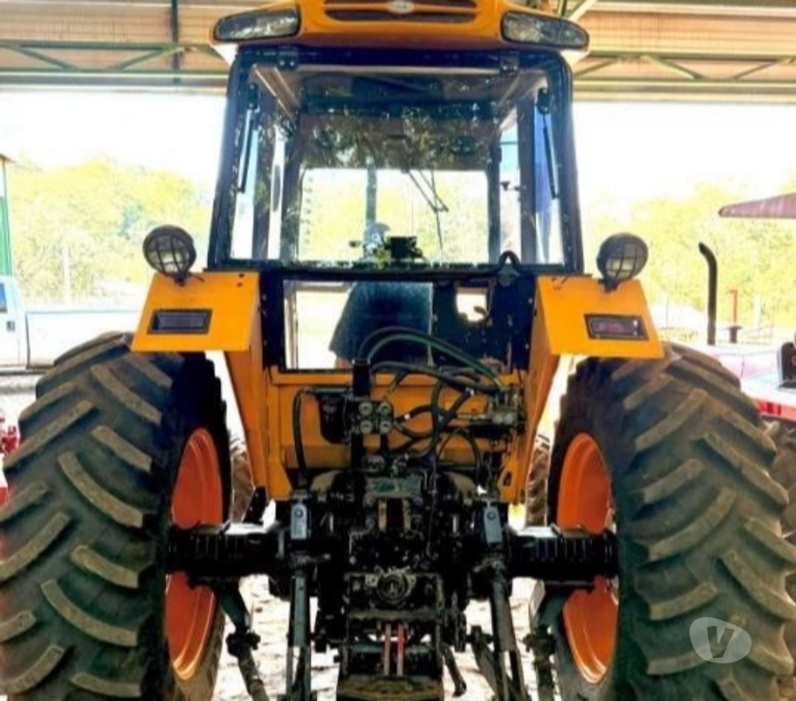 Maquinária agrícola Jatai GO - Fotos para A Negociar Trator Valmet 880