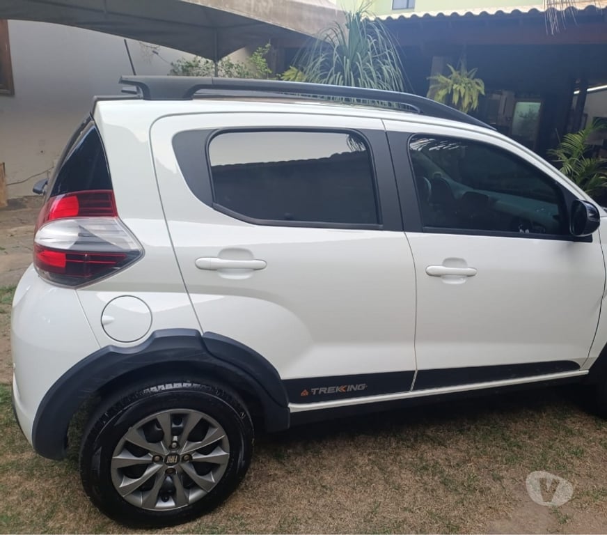 Seminovos Castelo ES - Fotos para FIAT Mobi Trekking FLEX