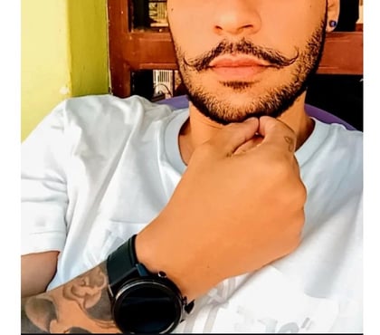 Encontros Casuais - Fotos para Tatuador a procura dos prazeres que o universo da