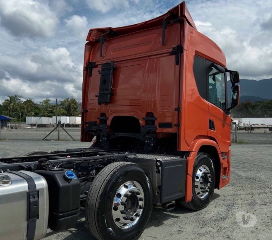 Caminhões usados Sao Jose dos Pinhais PR - Fotos para Scania P-320 2020