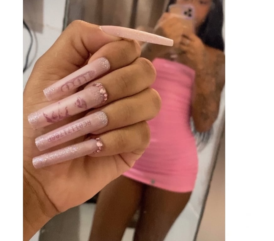 Garotas de programa Ceilandia DF - Fotos para Nega gulosa saliente