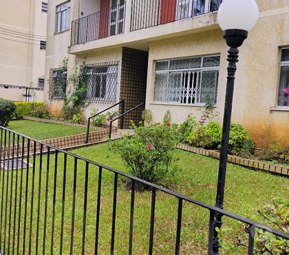 Casas para comprar - Fotos para Vendo Apto Teresópolis RJ. Bairro Tijuca. 2 quartos. 1 vaga