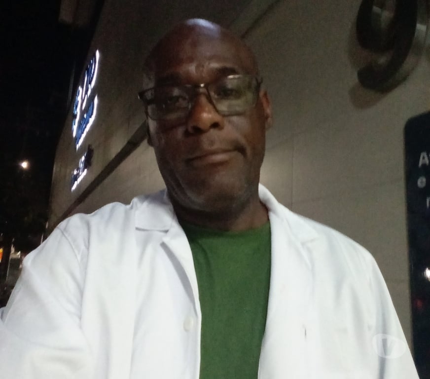 Encontros Casuais Horizonte CE - images_alt_text Negro sigiloso procura mulheres maduras, casadas ou solteira