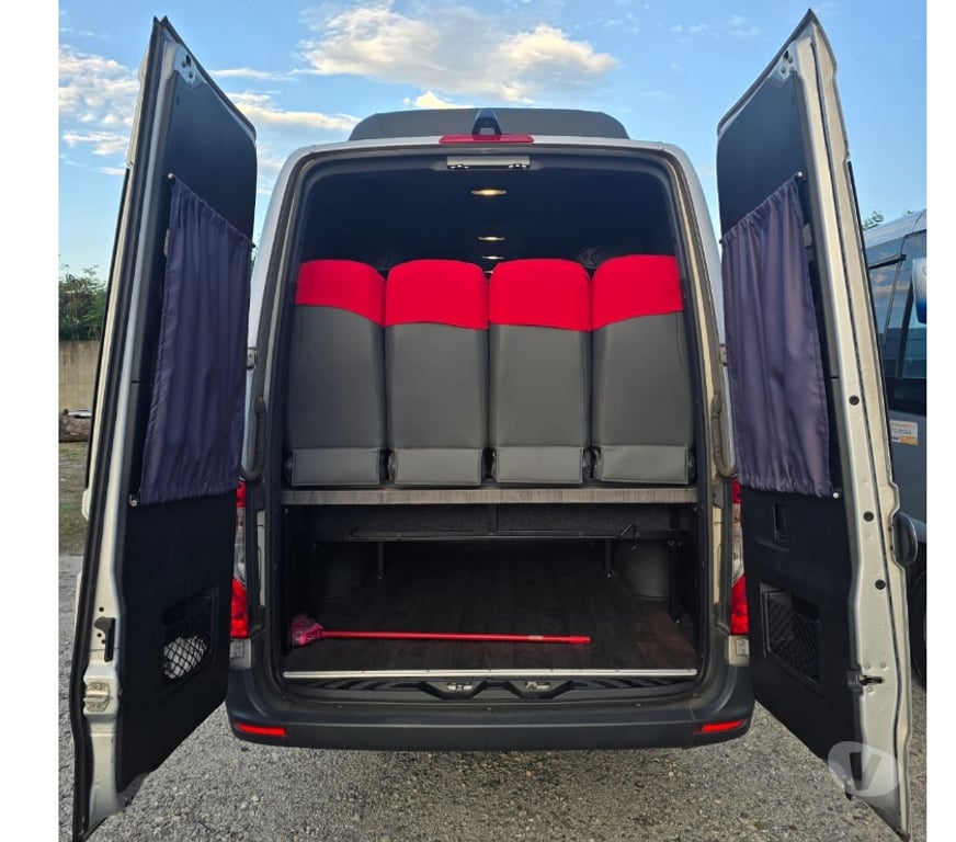  Ônibus Usados Curitiba PR Cidade Industrial de Curitiba - Fotos para Van Executiva Sprinter 416-CDi ano 2022 cód.9963