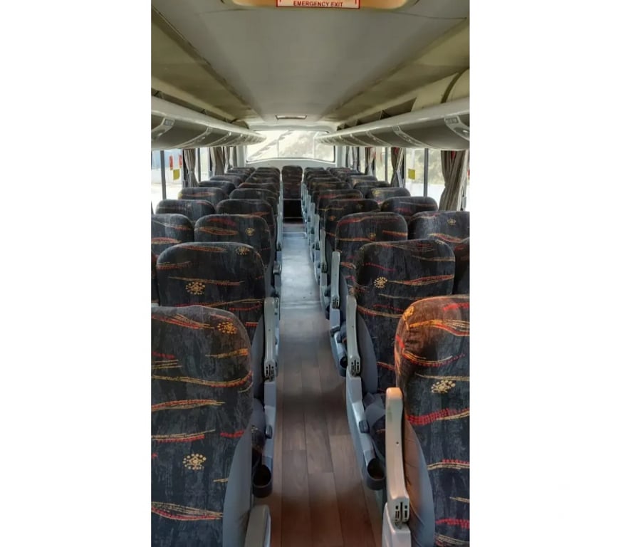  Ônibus Usados Curitiba PR Matriz - Fotos para M.BENZ – VIAGGIO – 2013 – RF. 7157